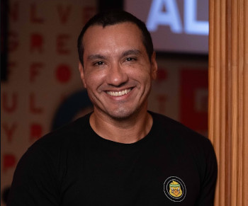 Emanuel Valente